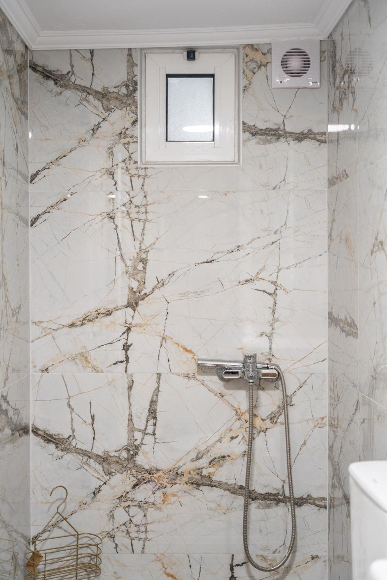 Ninas Central Apartment Καβάλα Εξωτερικό φωτογραφία